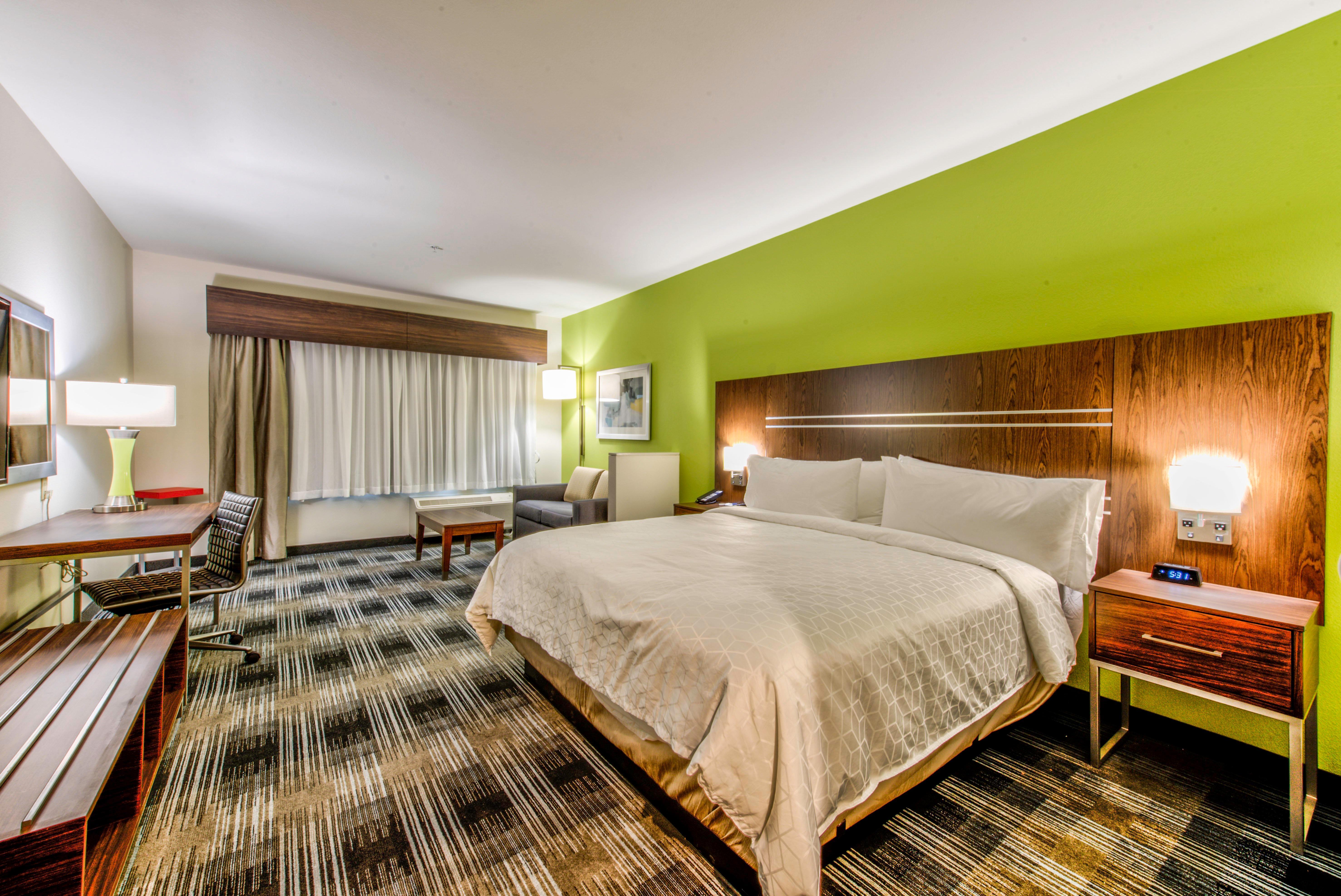 Express & Dallas Nw - By Ihg Hotel
