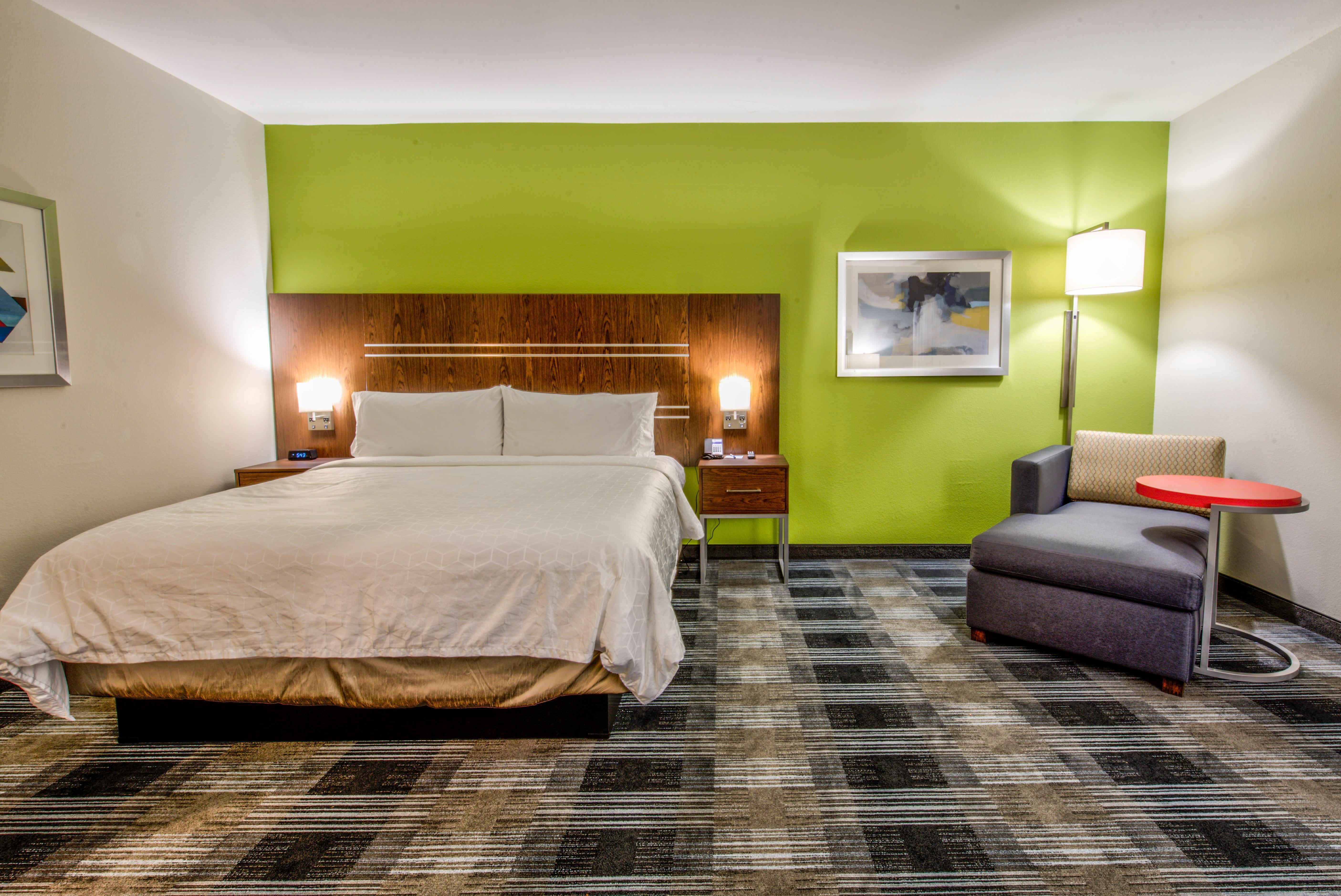 Express & Dallas Nw - By Ihg Hotel 3*
