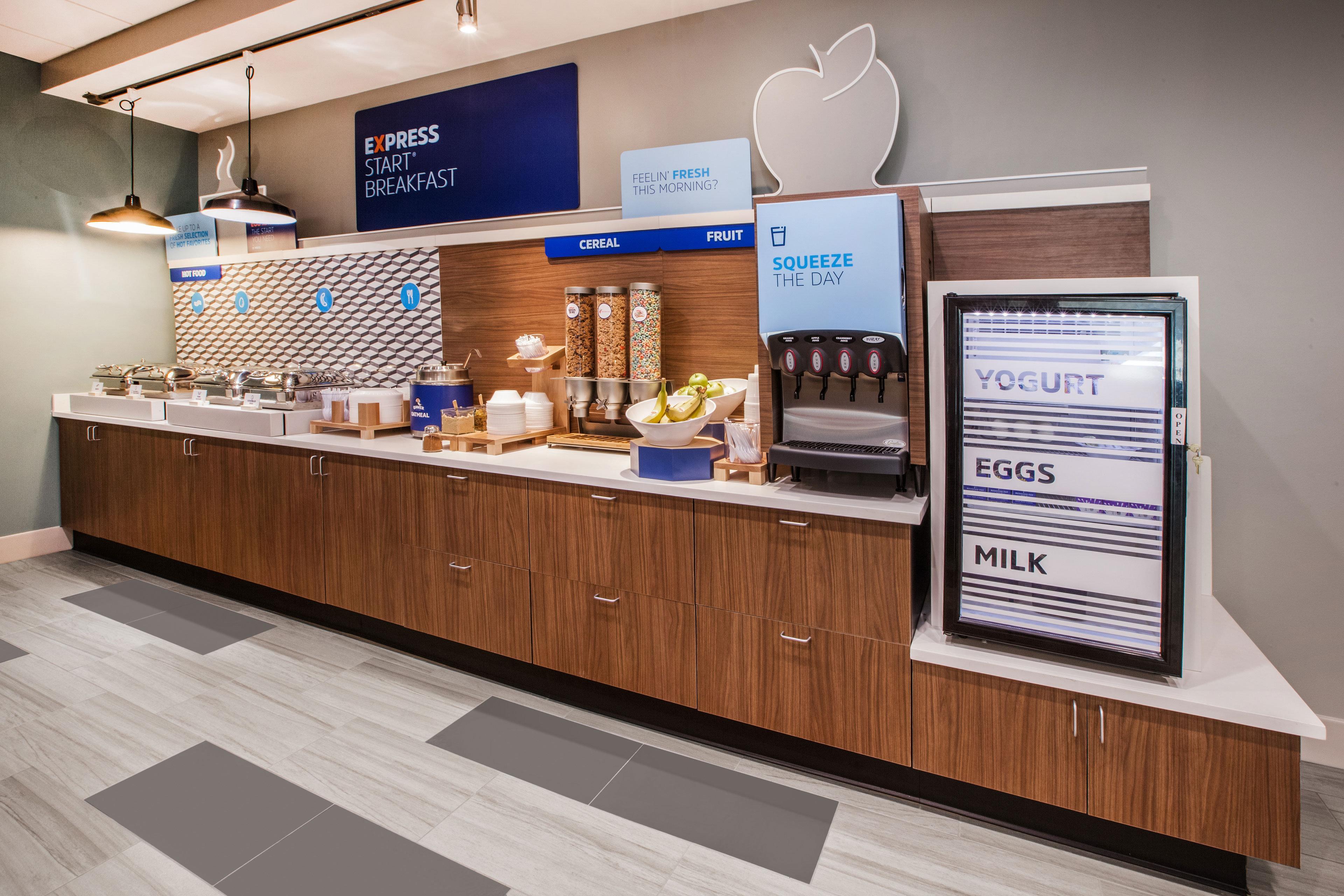 Express & Dallas Nw - By Ihg Hotel 3*