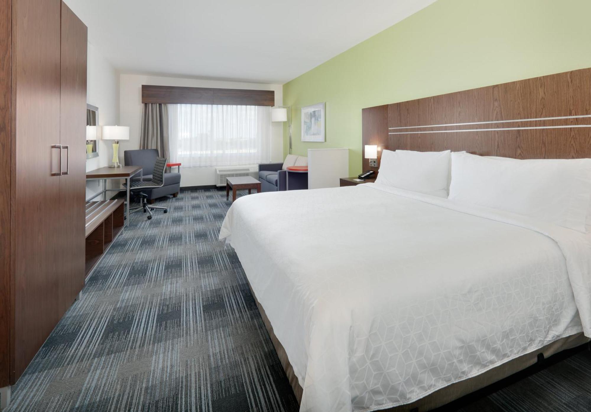 Express & Dallas Nw - By Ihg Hotel